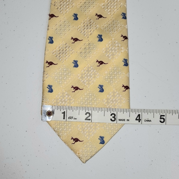 Australian Tie Company Kangaroo and Koala Tie - Picture 3 of 5